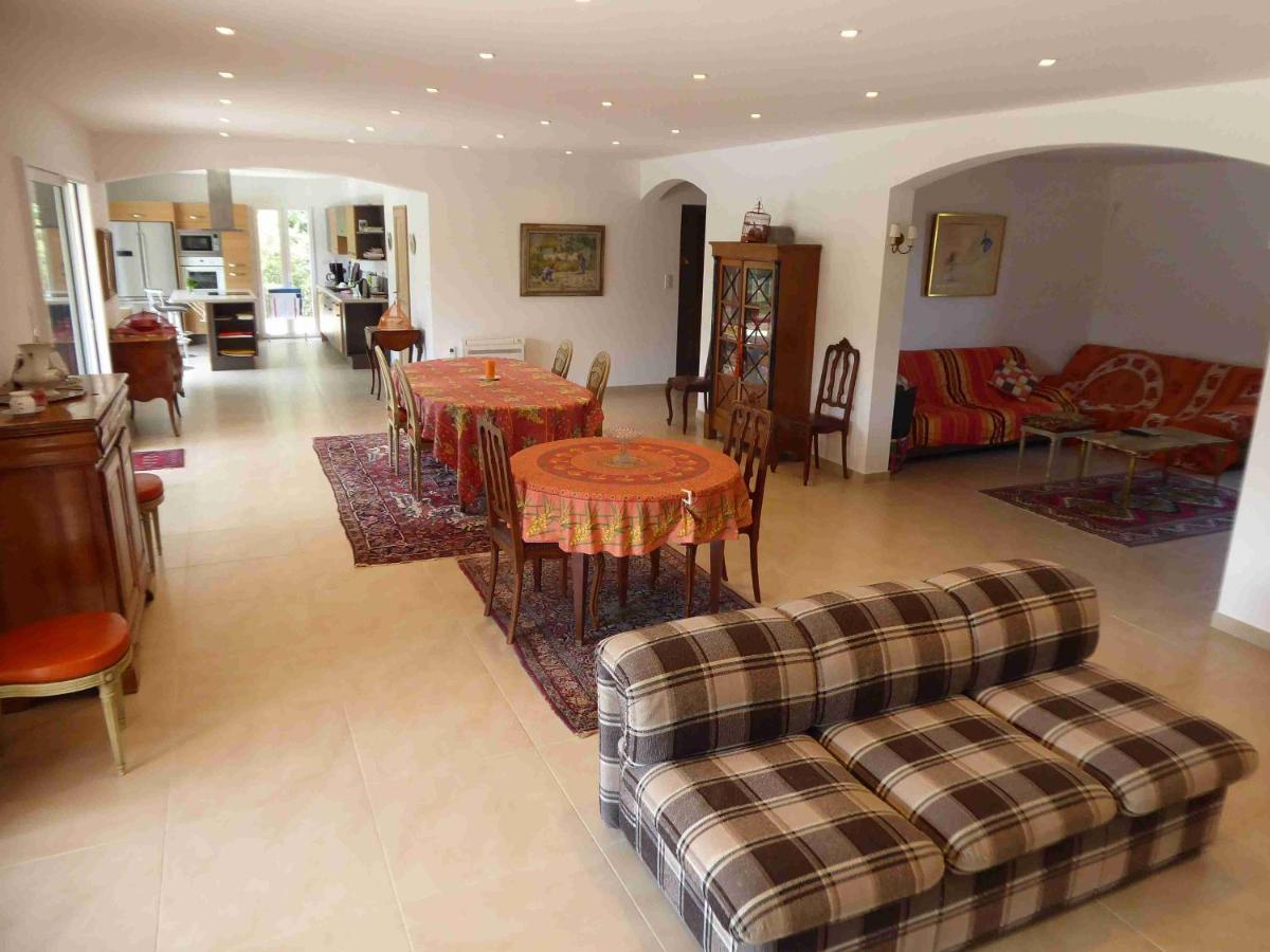 Villa En Provence Verte Carces Экстерьер фото